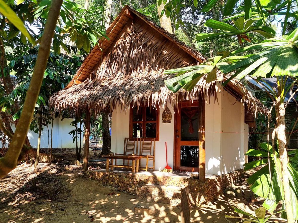 Sunboo Beach Bungalows Ронгсанлем Экстерьер фото