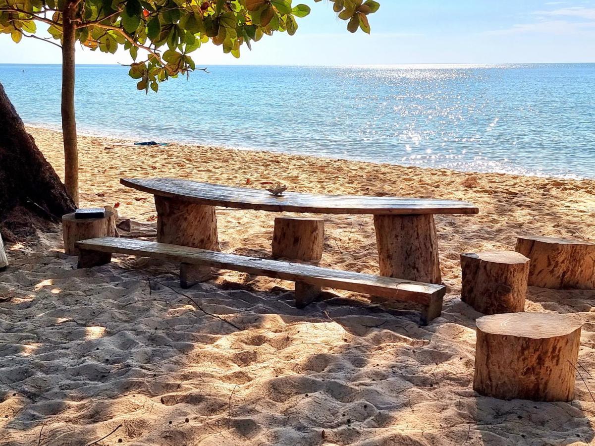 Sunboo Beach Bungalows Ронгсанлем Экстерьер фото